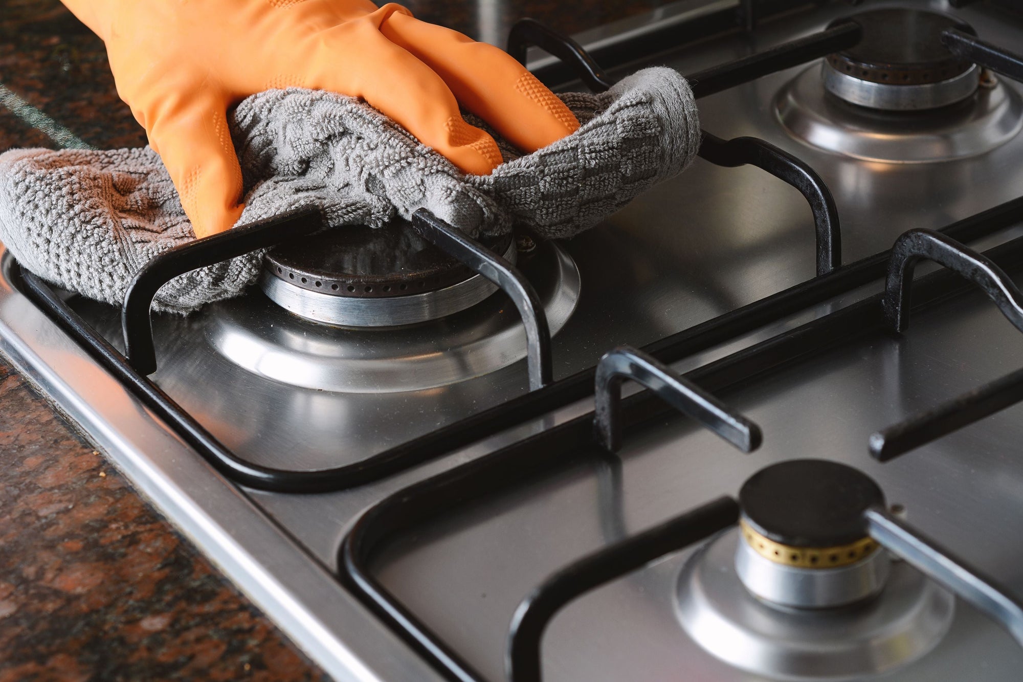 How to Keep Your Gas Stove Clean? Safety & Maintenance Tips