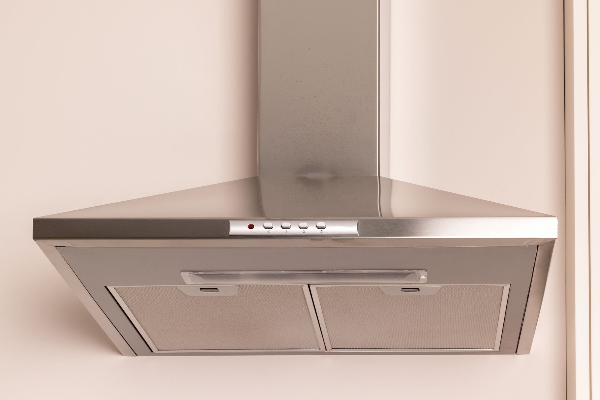 Ducted vs Ductless Chimney: Which One Is Better for Kitchen?